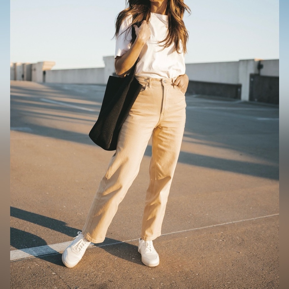 New Everlane The Way High Jean
Soy Bean Yellow Size 30 Straight Leg Denim